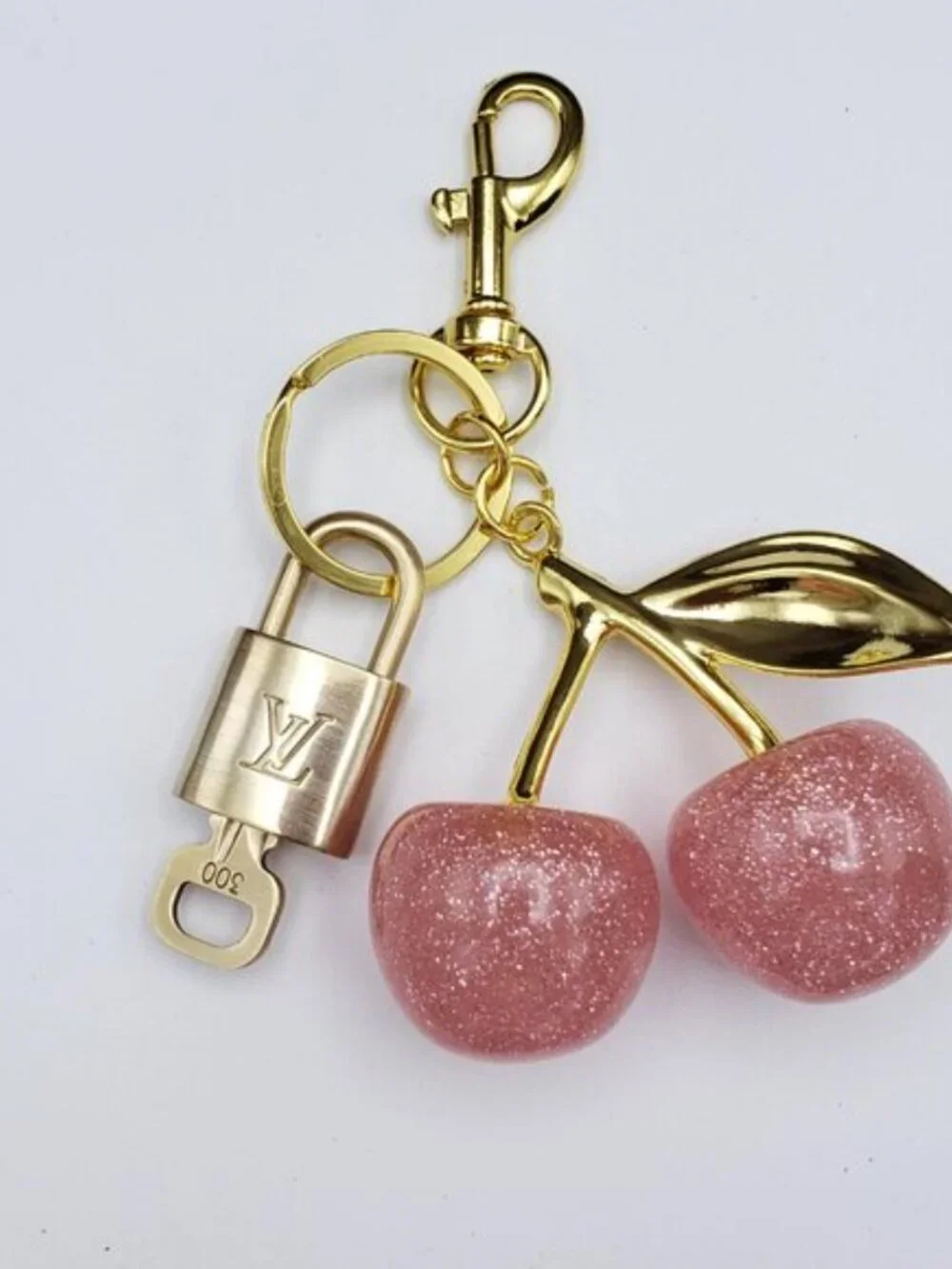 LV Gold Padlock & Key 🔒 Authentic Louis Vuitton Bag Unbranded Apple Charm